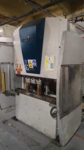 plegadora hidráuica CNC